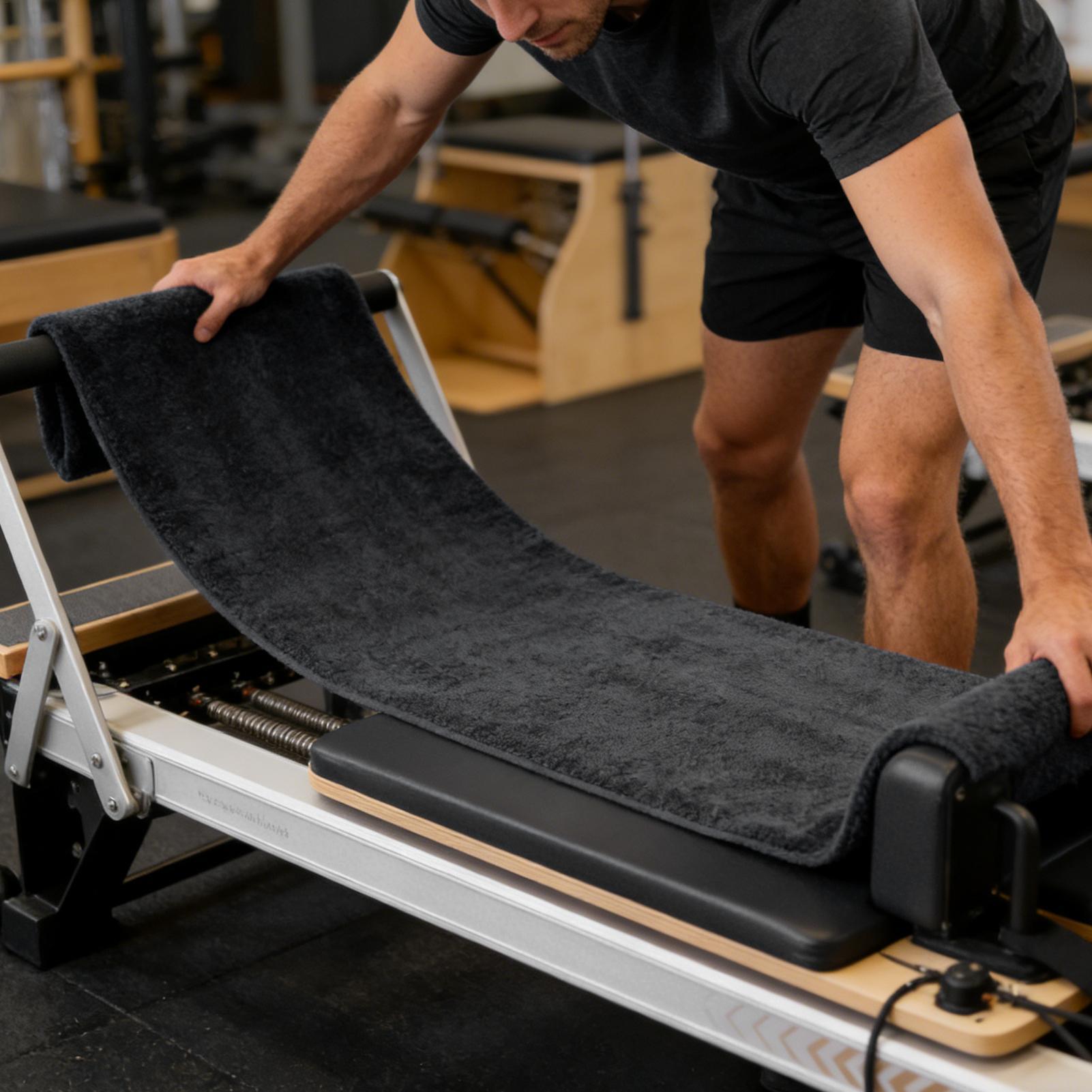 マイクロファイバー製ジムタオル（ジッパー付きポケット付き）速 - Home Gym Routine のレビューと価格